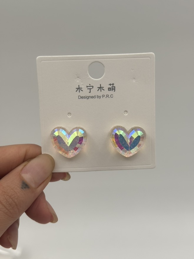 گوشواره فانتزی قلب الماسی کرم کد 2205