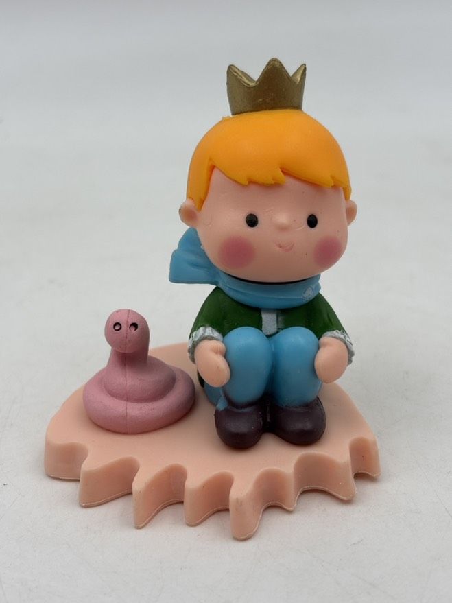 فیگور شازده کوچولو طرح نشسته کنار مار 713/2