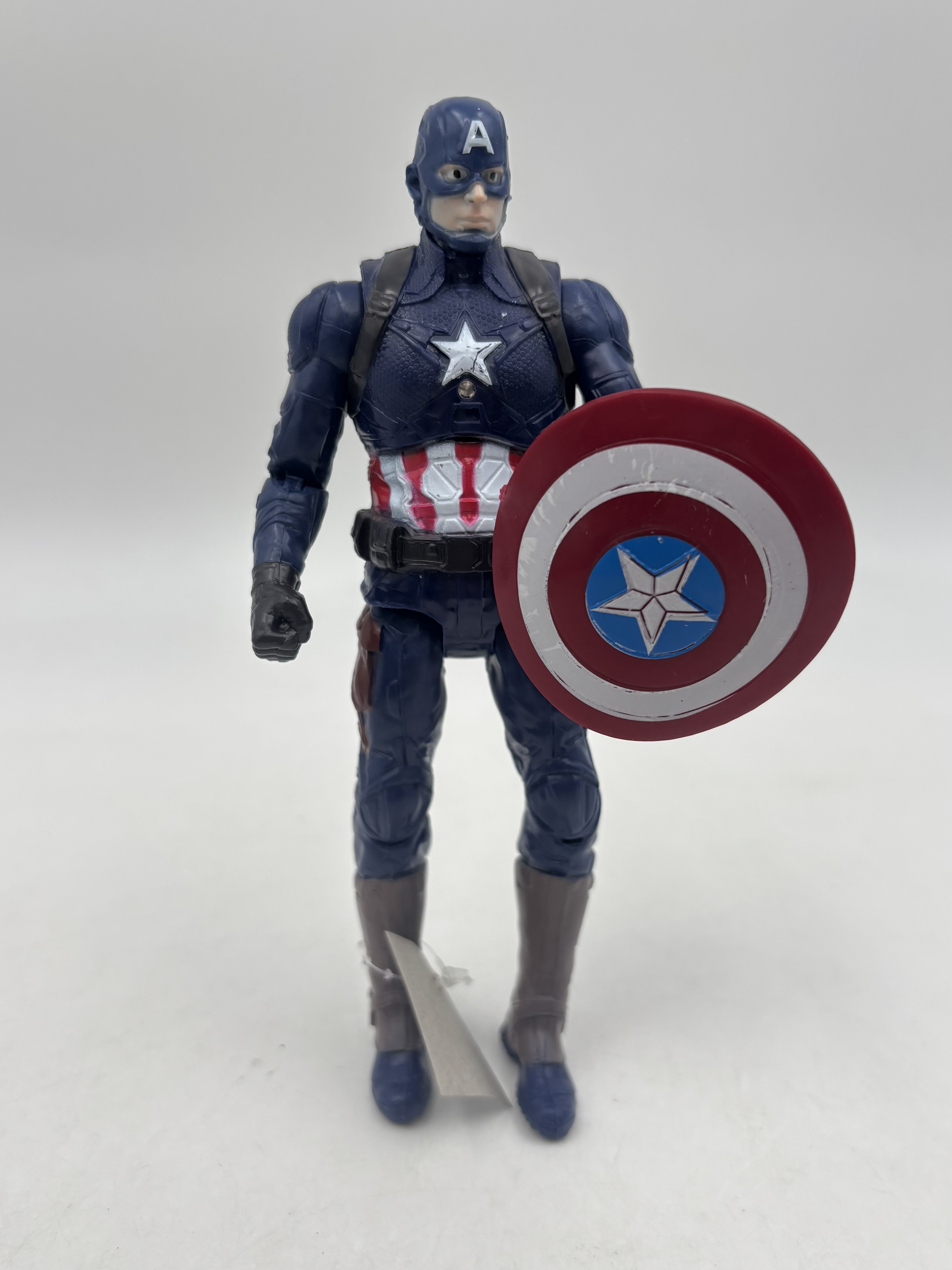 فیگور کاپیتان آمریکا لباس کلاسیک 17سانتی 6009