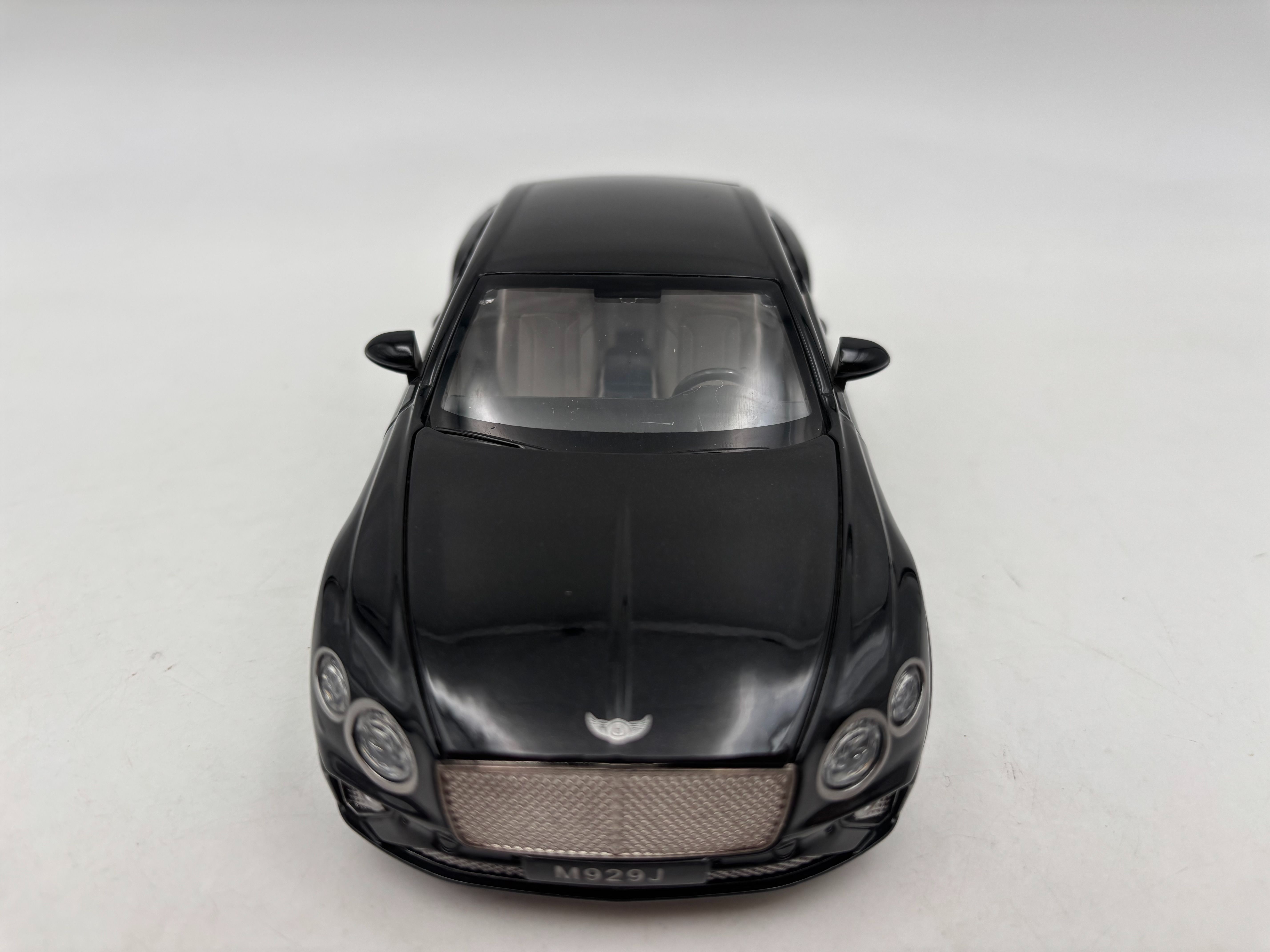 ماشین فلزی بنتلی مشکی سایز 1/24 کد M929J