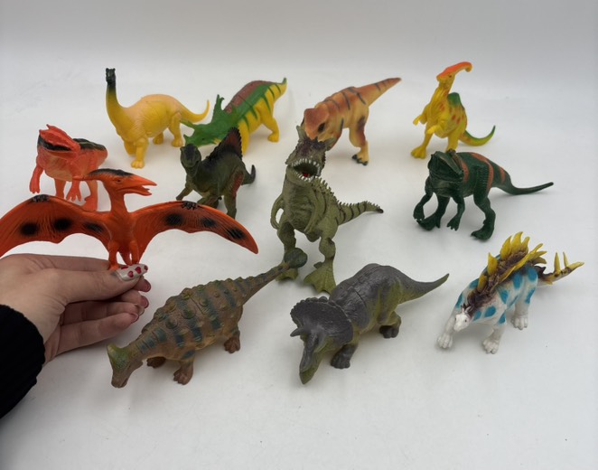 ست دایناسور 12عددی کد7/012