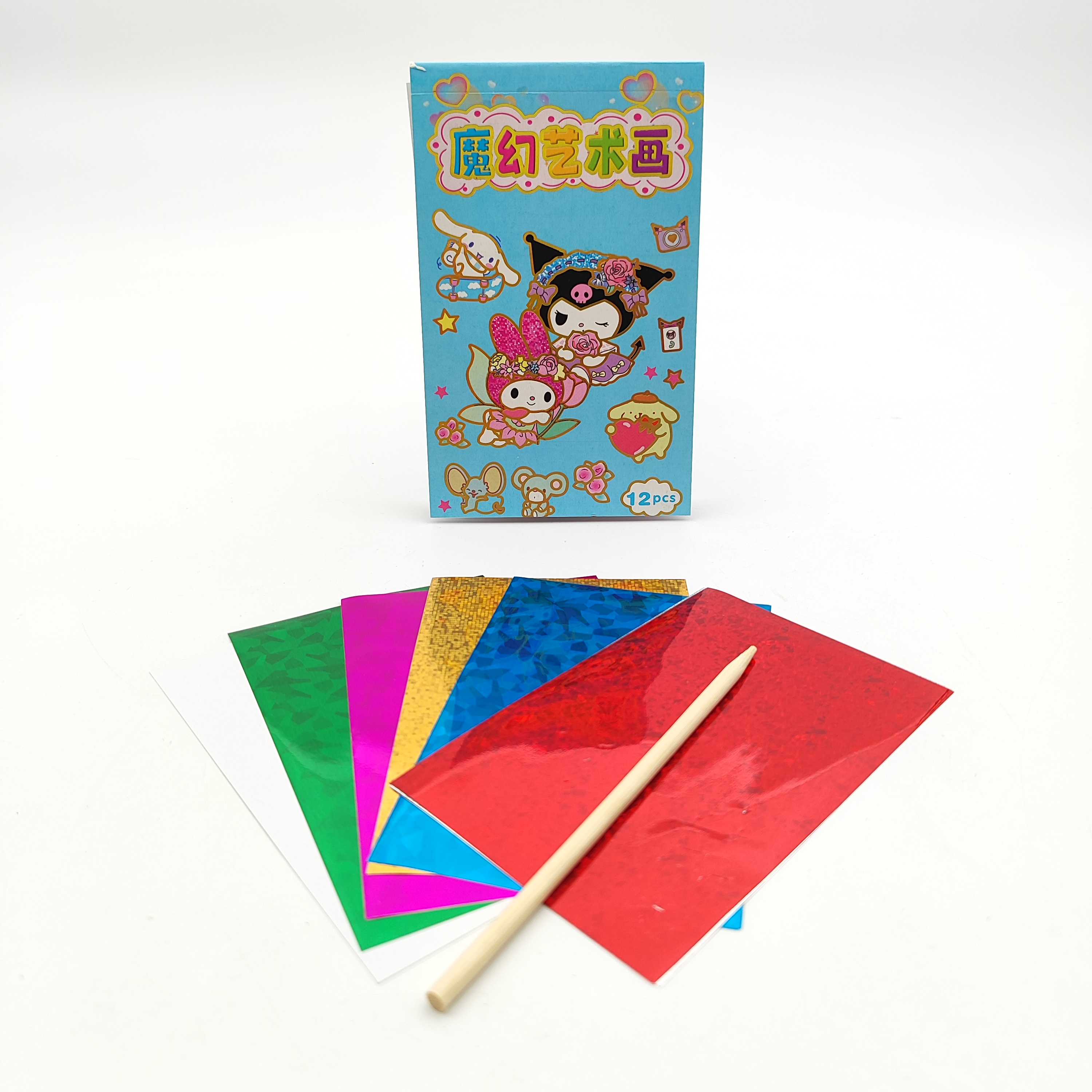 دفترچه نقاشی جادویی (رنگ با ورقهای رنگی) کرومی و دوستان زمینه آبی