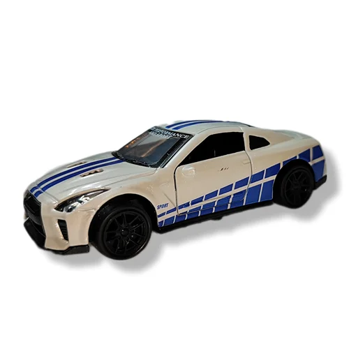 ماشین فلزی نیسان جی تی سفید کد 4312