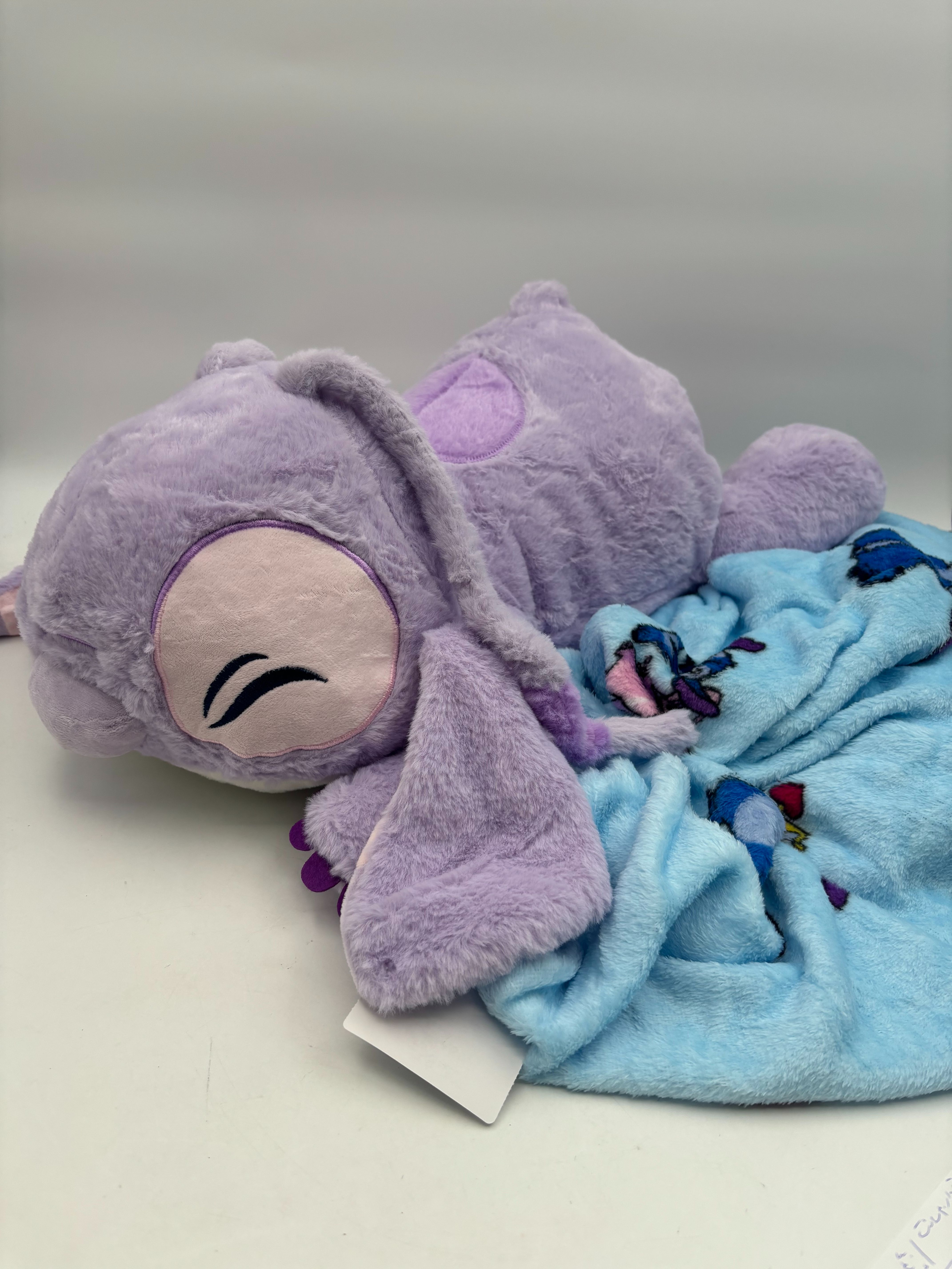 عروسک استیچ خوابیده پتو دار 55 سانتی