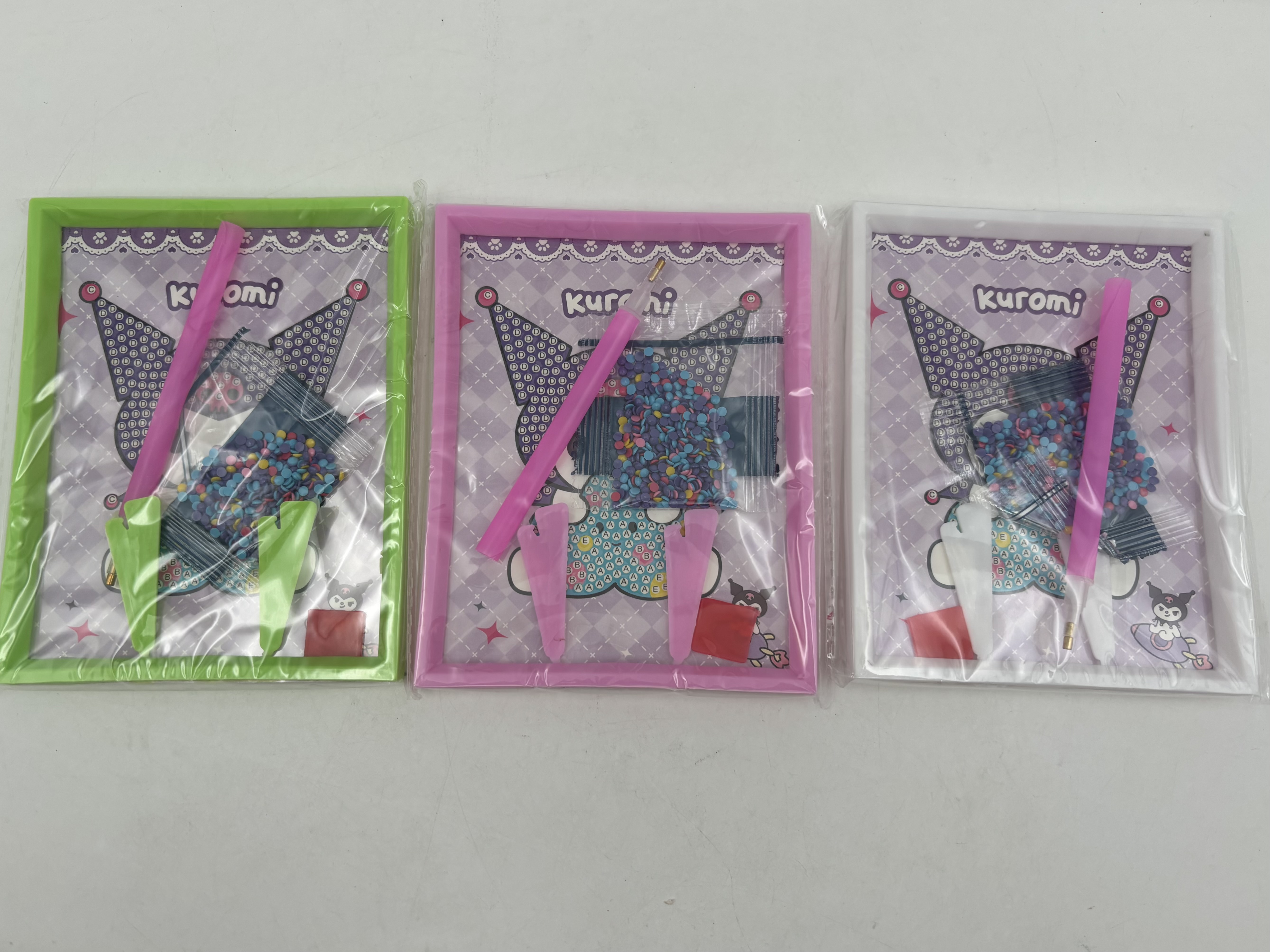 نقاشی الماسی قاب دار کوچک طرح کرومی ستاره بدست 1701