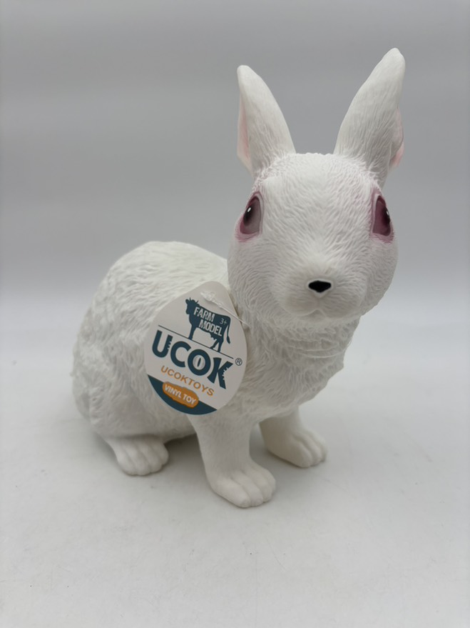 فیگور خرگوش سفید بزرگ جنس نرم اورجینال 157 Mojo