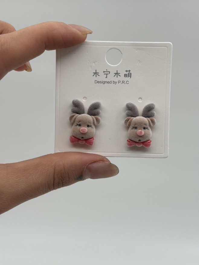 گوشواره فانتزی گوزن کریسمس مخملی کد 2205