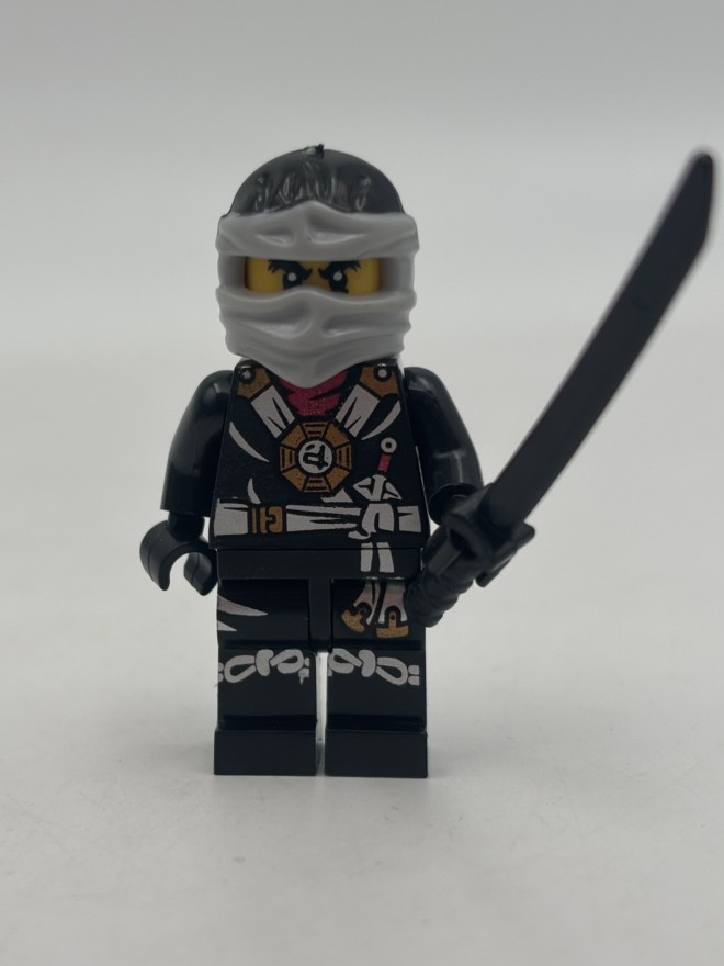 مینی فیگور لگویی کول (Cole) نینجاي با لباس مشکی و جزئیات طوسی و ماسک طوسی (نینجاگو) 2636
