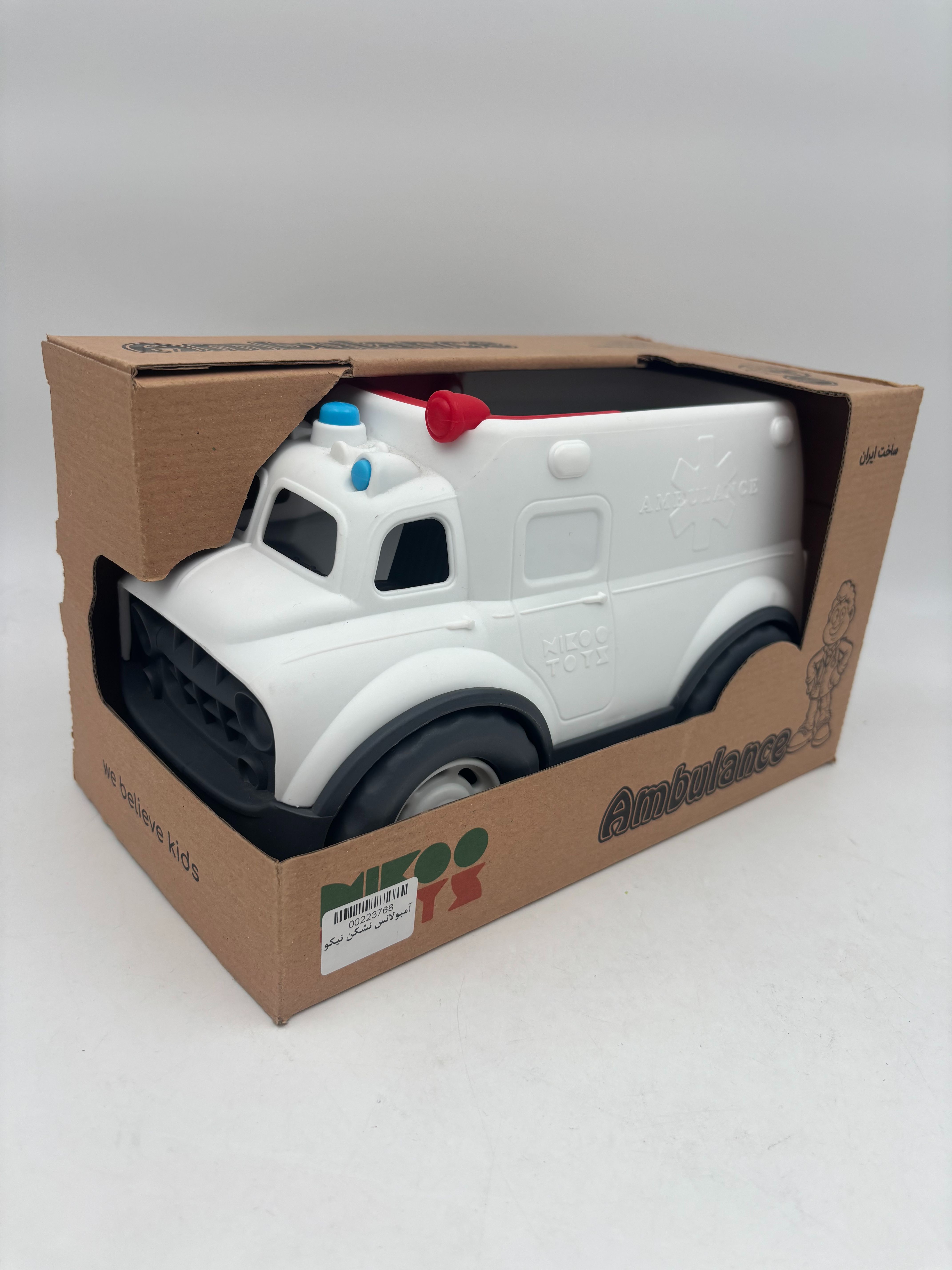 آمبولانس نشکن نیکو