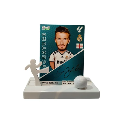 کارت کیمدی سری امضا شده دیوید بکهام 2025