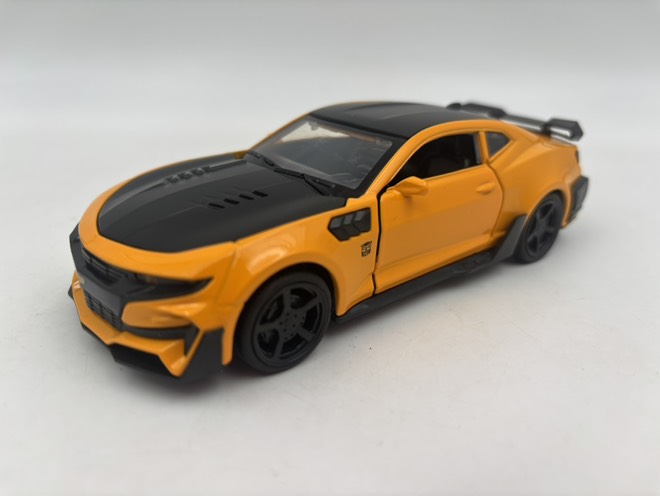 ماکت ماشین فلزی شورلت کامارو زرد سایز 1/28 کد 3220