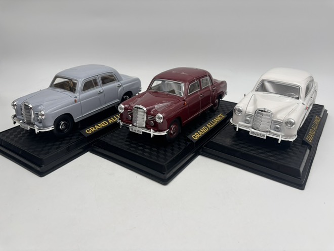 ماکت کلاسیک مرسدس بنز 180 (پونتون دهه 1950) سايز 1/24 کد 24001