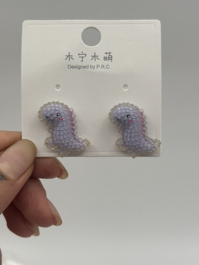 گوشواره فانتزی دایناسور کریستالی یاسی کد 2205