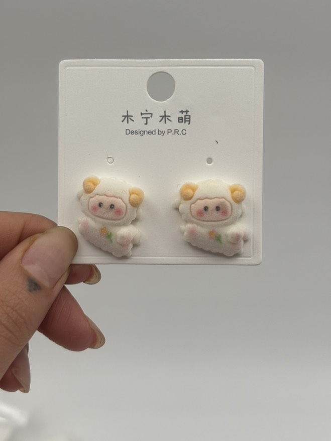 گوشواره فانتزی ببعی (مل مل) مخملی کد 2205